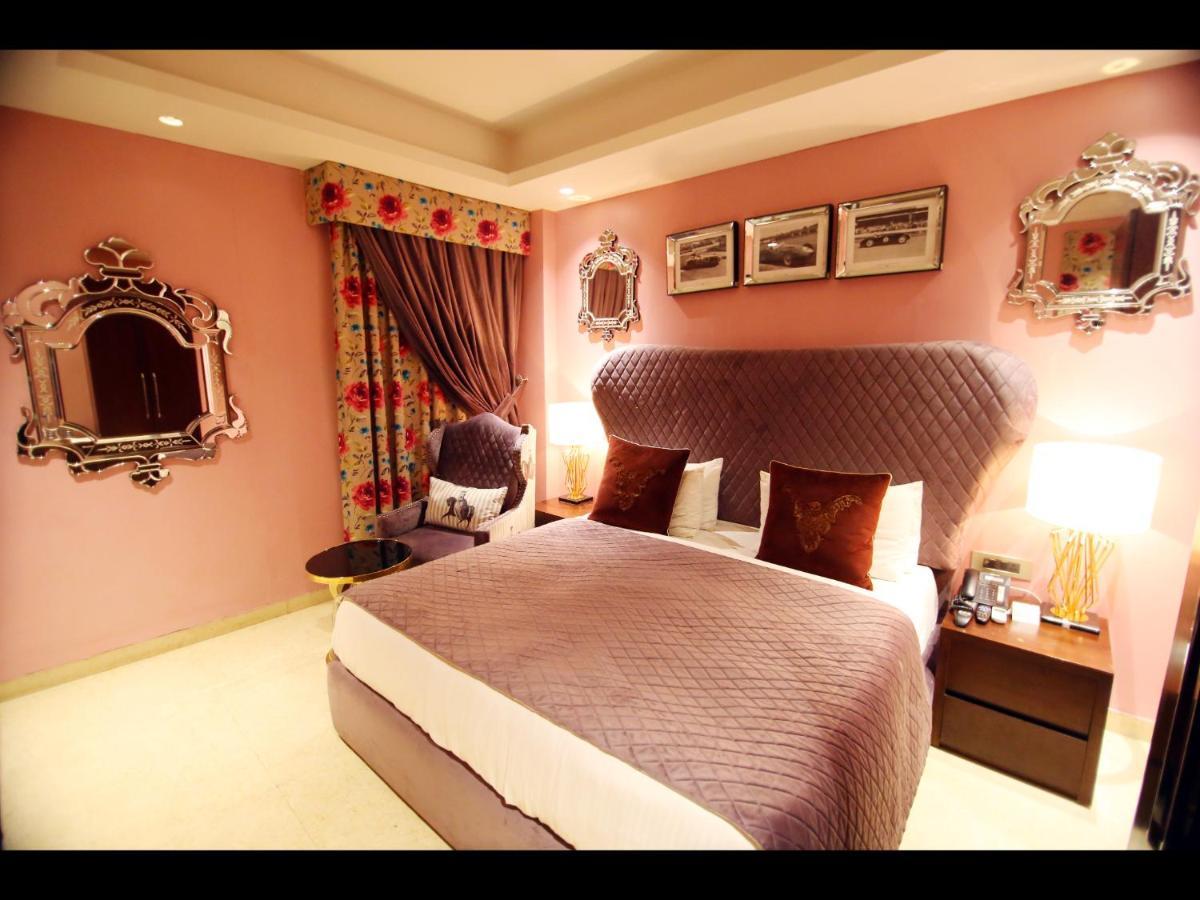 Ivy House Bed and Breakfast Delhi  Exteriör bild